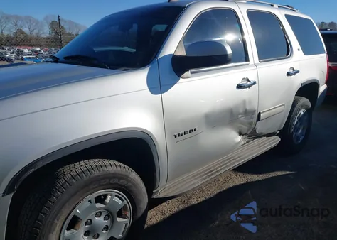 2010 Chevrolet Tahoe Lt из США, поврежденный, VIN 1GNUKBE03AR141553
